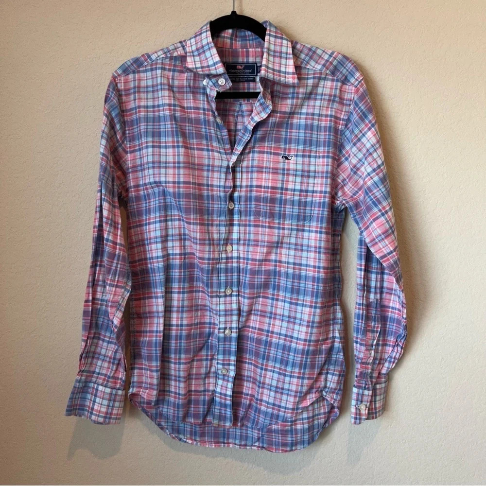 Vineyard vines classic fit tucker shirt